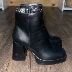 ID Required Ankle Booties Size 6